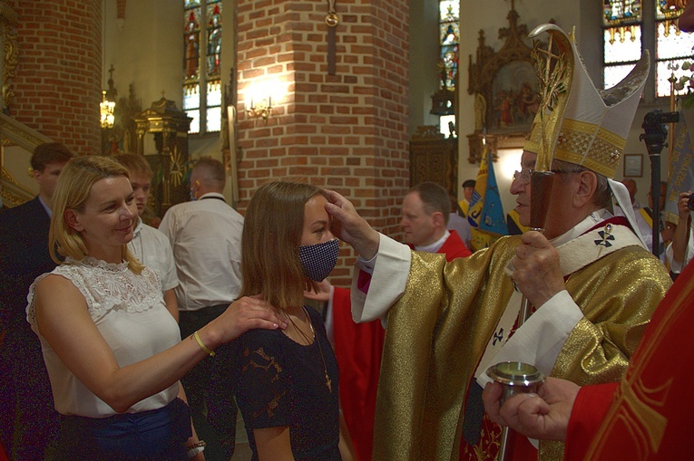 Bierzmowanie w puckiej farze 2020 r.