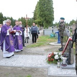 Obelisk w Lubzinie