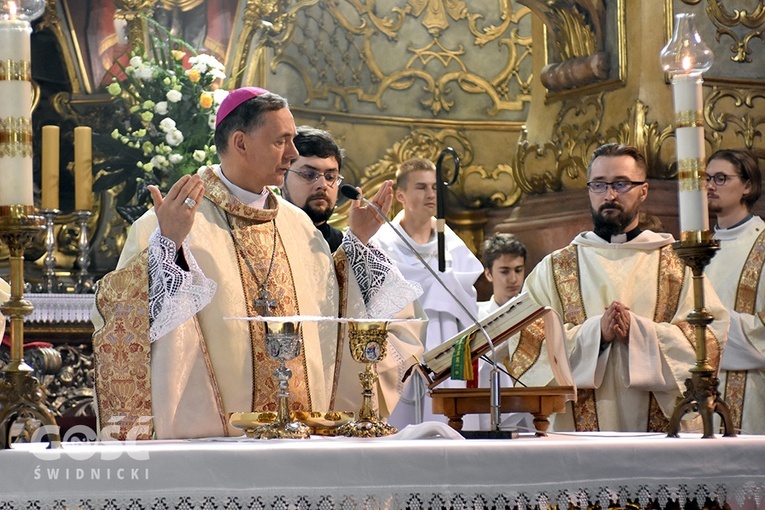 Święcenia kapłańskie ks. Dominika Sroki SJ