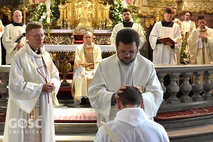 Święcenia kapłańskie ks. Dominika Sroki SJ