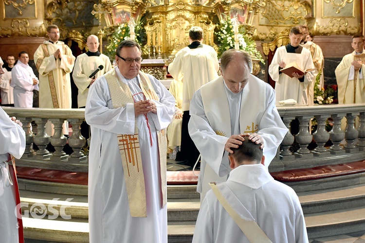 Święcenia kapłańskie ks. Dominika Sroki SJ