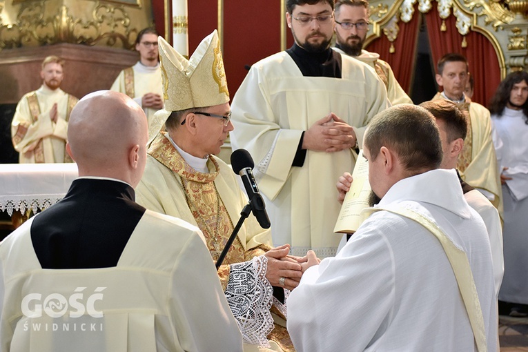 Święcenia kapłańskie ks. Dominika Sroki SJ