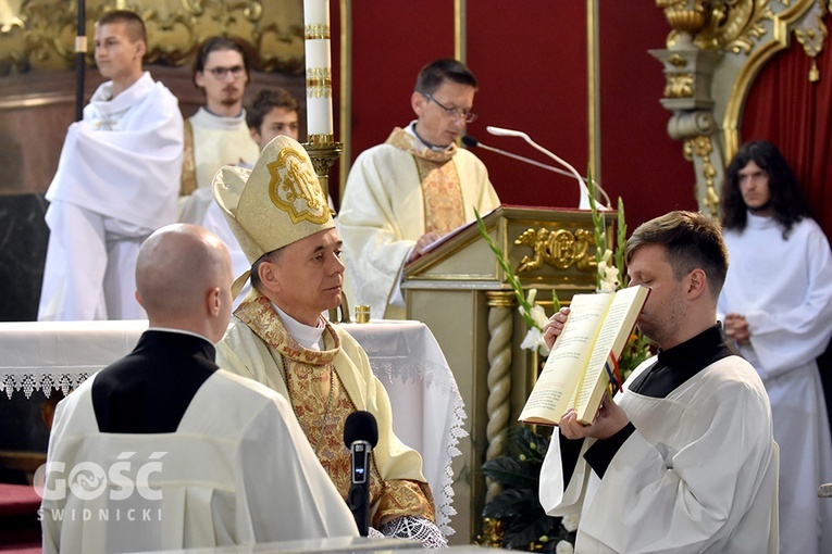 Święcenia kapłańskie ks. Dominika Sroki SJ