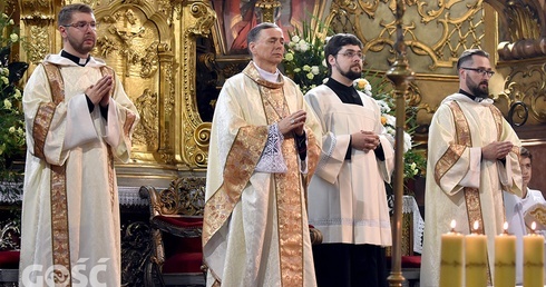 Święcenia kapłańskie ks. Dominika Sroki SJ