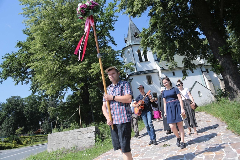 Gnojnik. Doświadczenie jedności