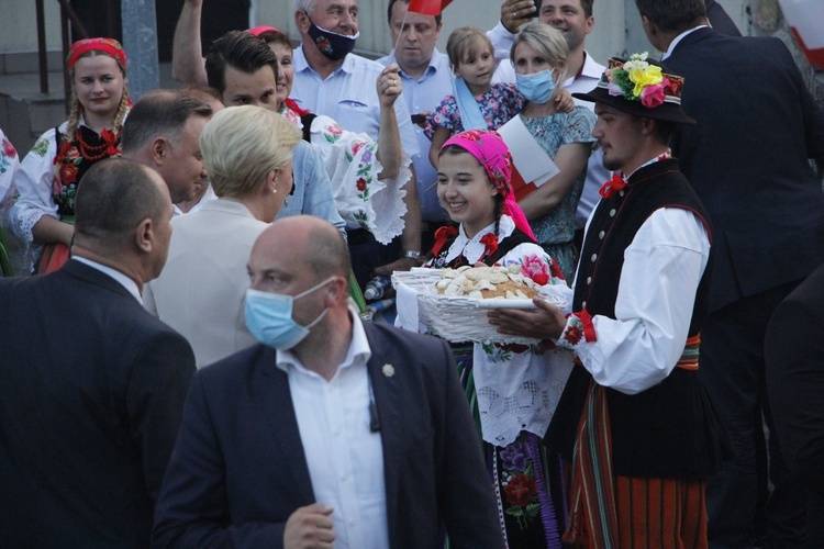 Wieczór wyborczy Andrzeja Dudy w Łowiczu