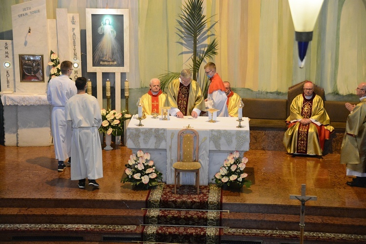 Krapkowice. Święcenia diakonów stałych