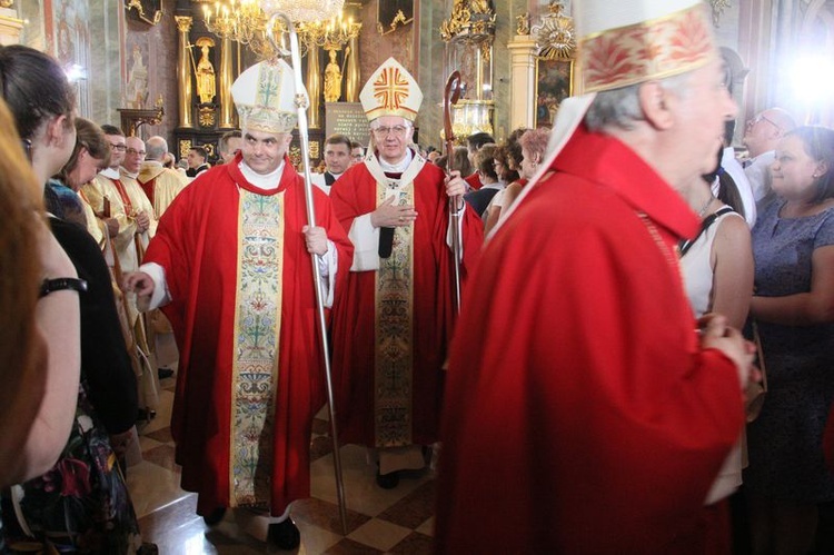 Święcenia biskupie ks. Adama Baba