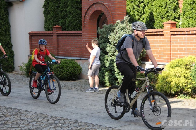 Pielgrzymka rowerowa z Żar do Otynia