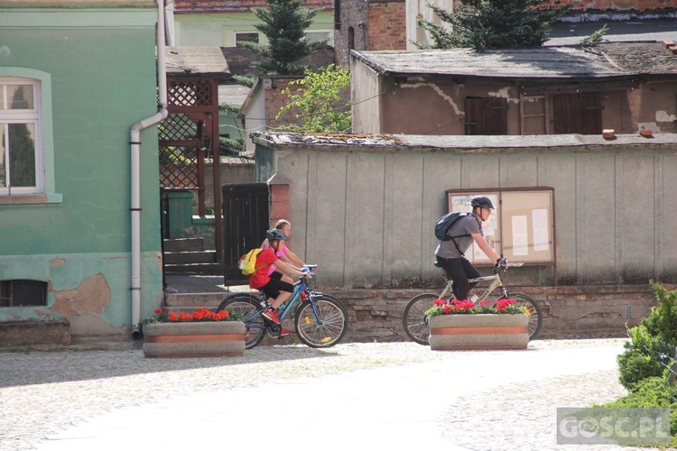 Pielgrzymka rowerowa z Żar do Otynia