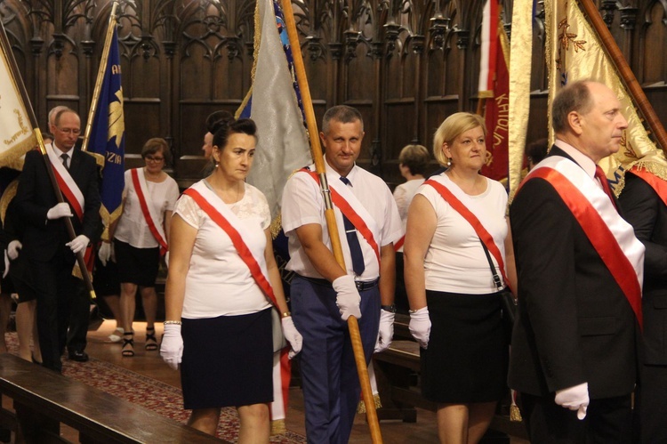 Zakończenie peregrynacji obrazu i relikwii św. Jana Pawła II w tarnowskiej katedrze