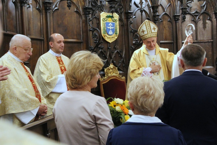 Zakończenie peregrynacji obrazu i relikwii św. Jana Pawła II w tarnowskiej katedrze