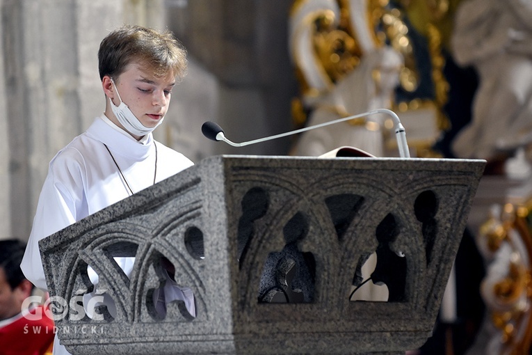 Bierzmowanie i odpust w strzegomskiej parafii