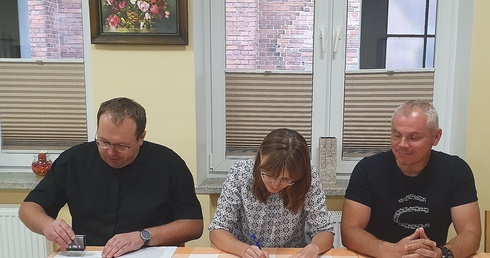 Caritas buduje magazyn żywności