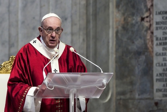Papież Franciszek przekazał poprzednikowi list z kondolencjami po śmierci ks. Georga Ratzingera