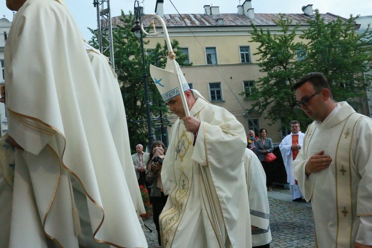 Uroczystości ku czci Matki Bożej Płaczącej