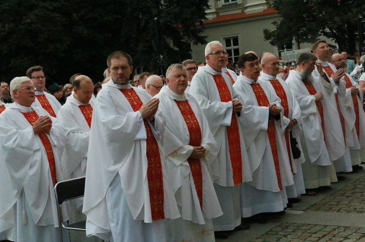 Uroczystości ku czci Matki Bożej Płaczącej