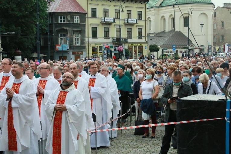 Uroczystości ku czci Matki Bożej Płaczącej