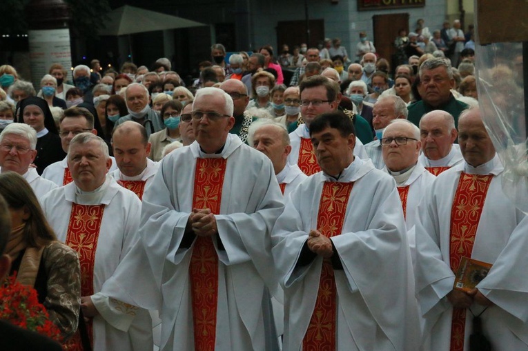 Uroczystości ku czci Matki Bożej Płaczącej