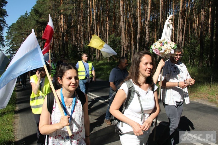 Pielgrzymka w pierwszą sobotę miesiąca do sanktuarium Matki Bożej Rokitniańskiej