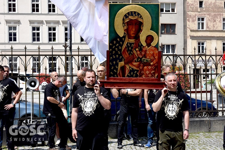 Męski Różaniec w Świdnicy - lipiec