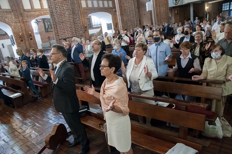 Kołobrzeg. Zakończenie roku ewangelizacyjnego dla neokatechumenatu 