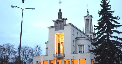 Bazylika w Niepokalanowie od dziś otwarta po kwarantannie.