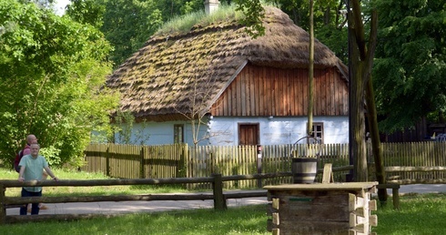 Po zajęciach można będzie wziąć udział w spacerze po Muzeum Wsi Radomskiej.