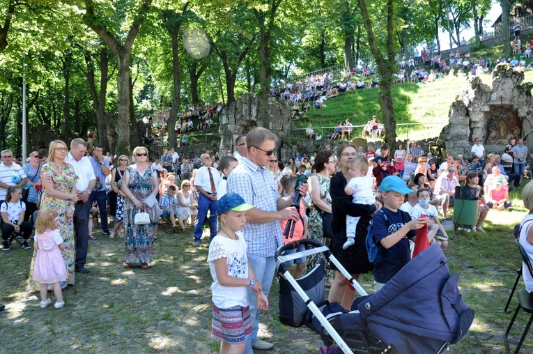 Pielgrzymka dzieci na Górę Świętej Anny