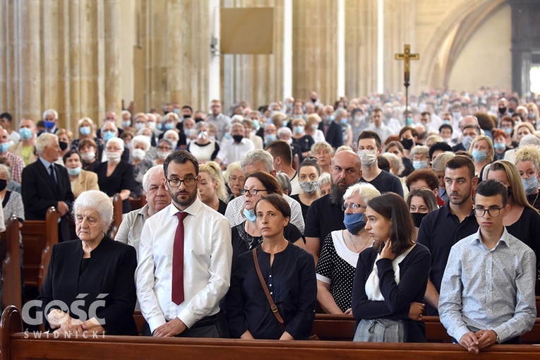 Strzegom. Eksporta ciała ks. Marka Żmudy