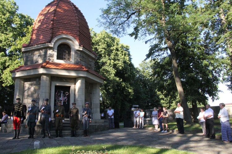 Limanowa. Różaniec za poległych na Jabłońcu