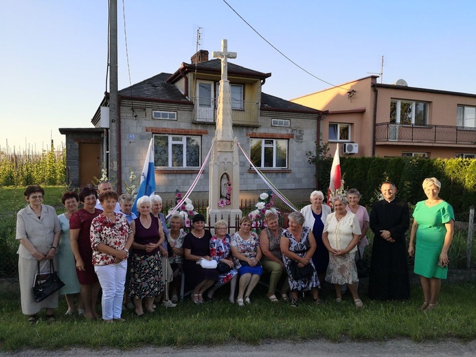 Pół wieku bożydarskiej róży