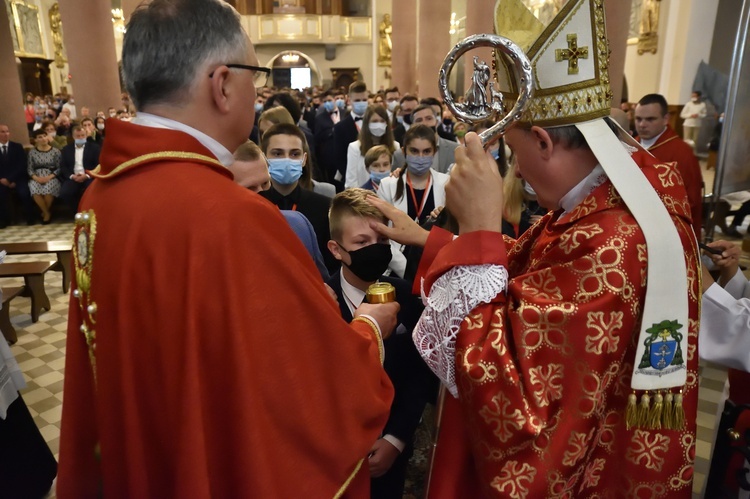 Bierzmowanie w Limanowej, cz. 2