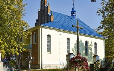 Kościół na Zjawieniu wybudowano w miejscu pierwotnego kultu maryjnego.