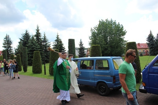 Zlot klasyków w parafii Miłosierdzia Bożego w Brzesku