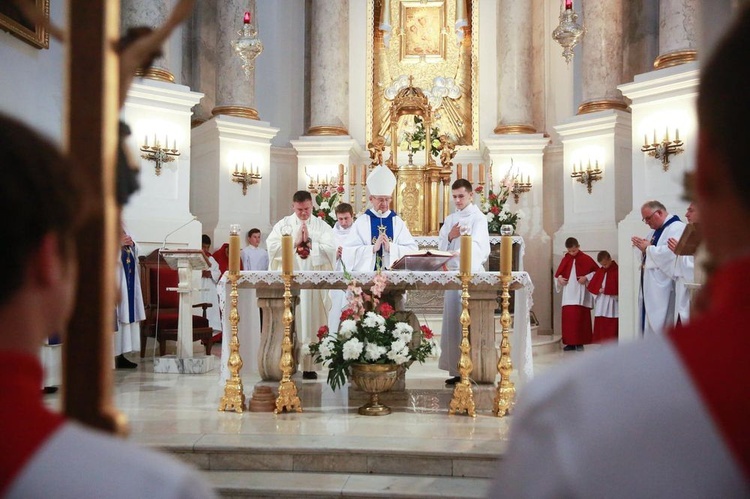 Mszy św. przewodniczył ks. infułat Kazimierz Bownik.