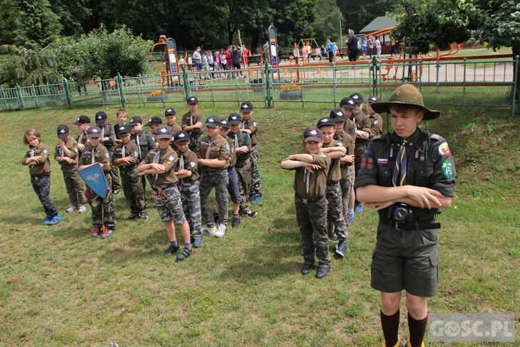 Kolonia zuchowa zielongórskiego ZHR w m. Długie k. Strzelec Krajeńskich