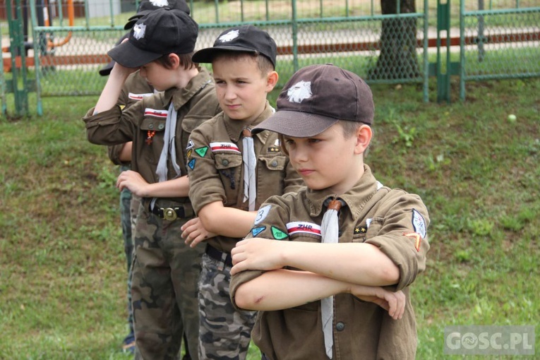 Kolonia zuchowa zielongórskiego ZHR w m. Długie k. Strzelec Krajeńskich