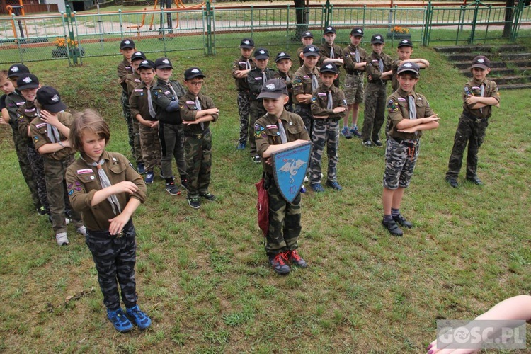 Kolonia zuchowa zielongórskiego ZHR w m. Długie k. Strzelec Krajeńskich