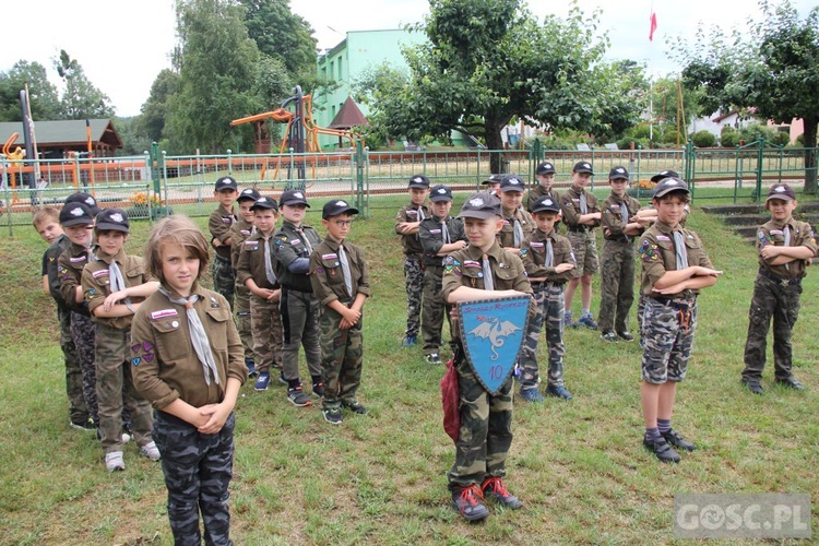 Kolonia zuchowa zielongórskiego ZHR w m. Długie k. Strzelec Krajeńskich