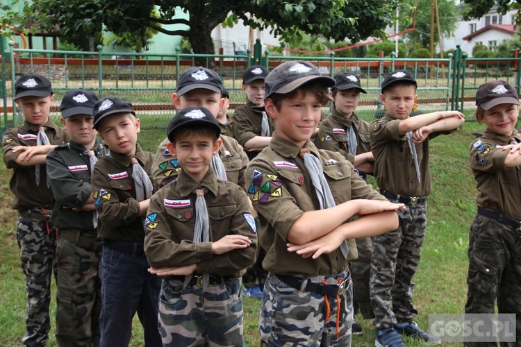 Kolonia zuchowa zielongórskiego ZHR w m. Długie k. Strzelec Krajeńskich