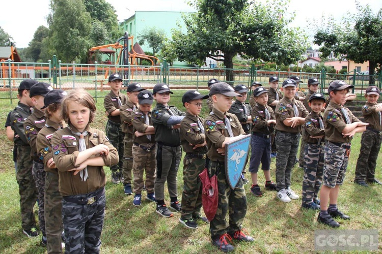 Kolonia zuchowa zielongórskiego ZHR w m. Długie k. Strzelec Krajeńskich