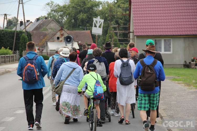 Pielgrzymka z Klenicy do Otynia