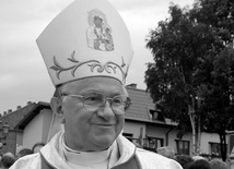 Śp. abp Zygmunt Zimowski.