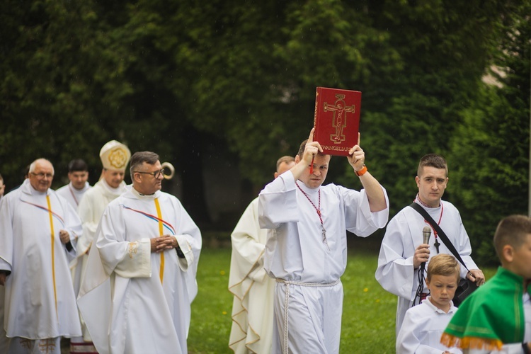 Parafia Wniebowzięcia NMP w Różance ma nowego proboszcza