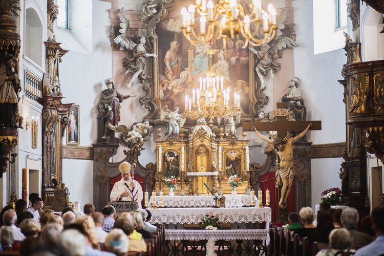 Parafia Wniebowzięcia NMP w Różance ma nowego proboszcza