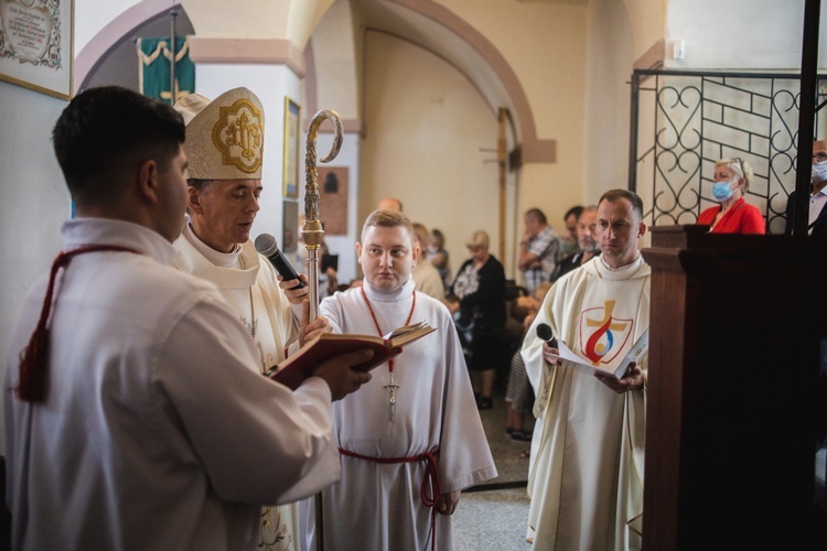 Parafia Wniebowzięcia NMP w Różance ma nowego proboszcza