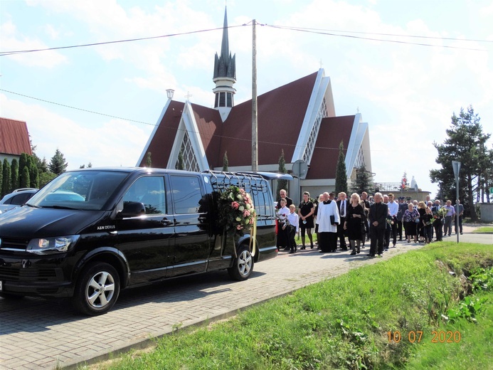 Uroczystości pogrzebowe śp. Marii Sojka