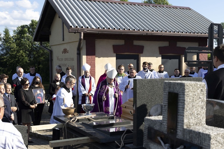 Pogrzeb śp. ks. prał. Jana Pasierbka w Pietrzykowicach