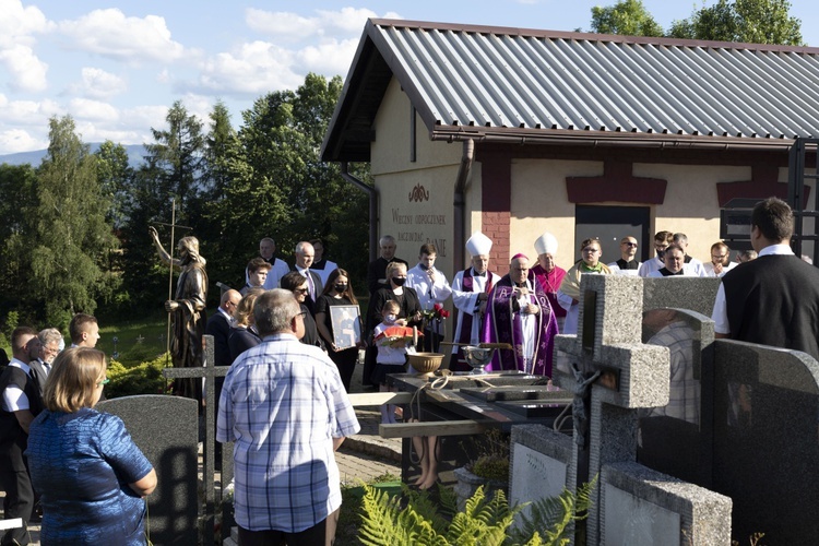 Pogrzeb śp. ks. prał. Jana Pasierbka w Pietrzykowicach